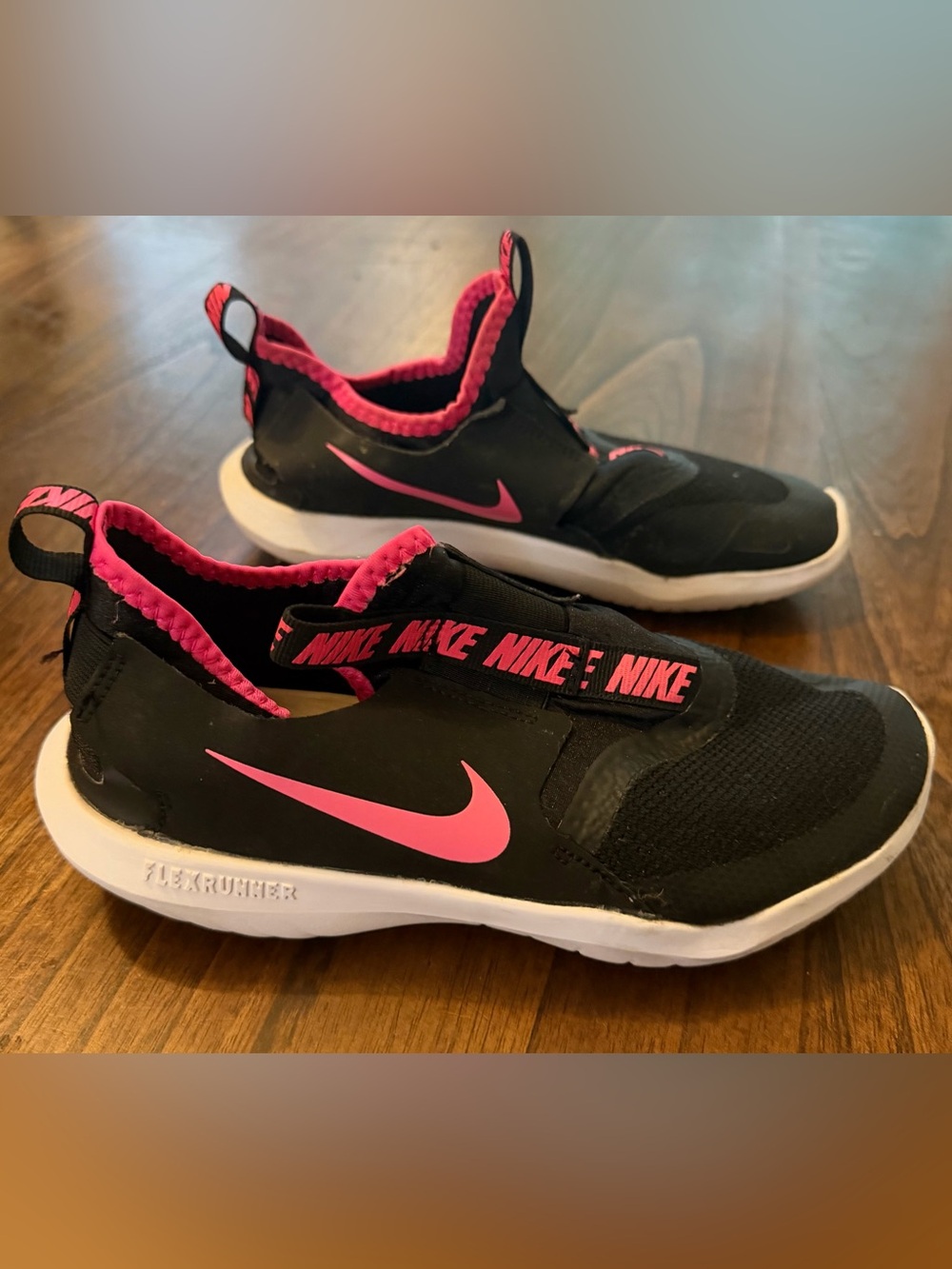 Nike Black Slip on Flexrunner Shoes